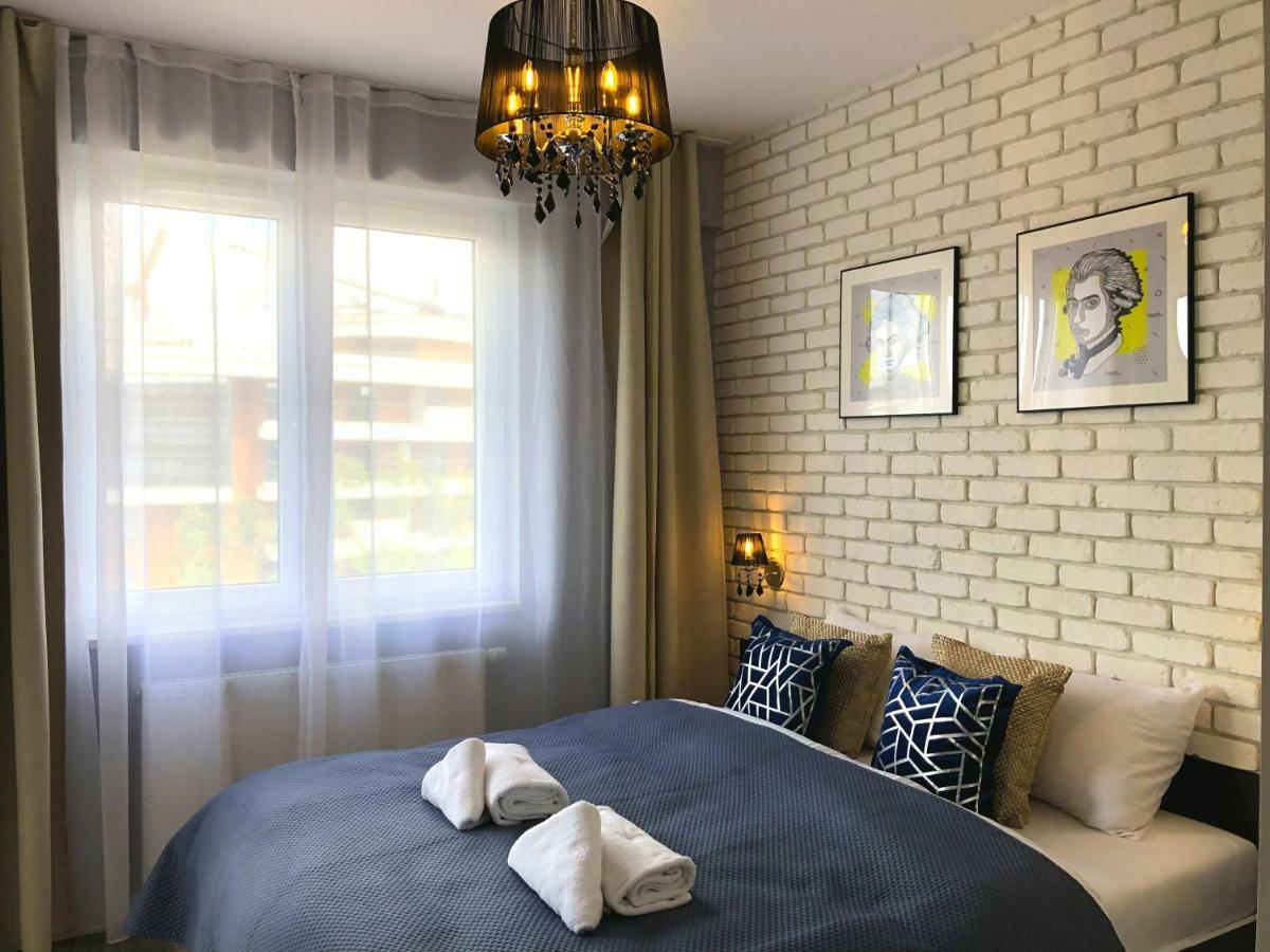 Glamour Apartment With Big, Private Terrace Краков Экстерьер фото